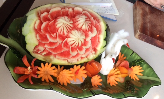 Fruit and vegetable carving art